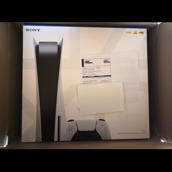 PS5 - Picture 2 of 4